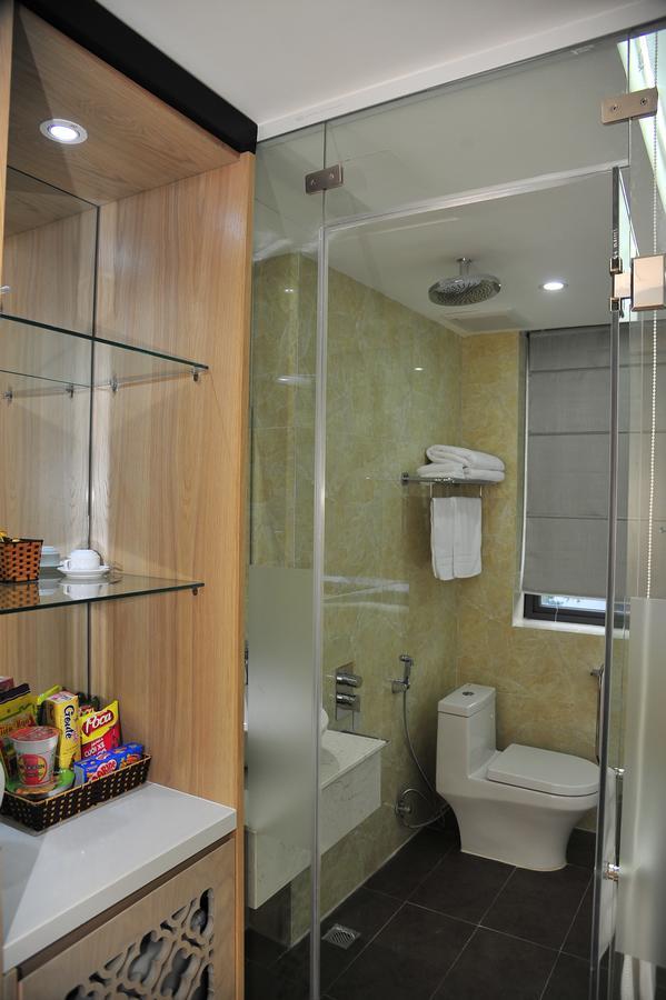 Aha Golden Dragon Hotel Нин Бин Екстериор снимка